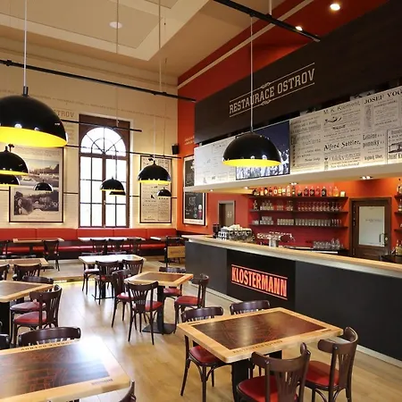 Restaurace Ostrov Penzion